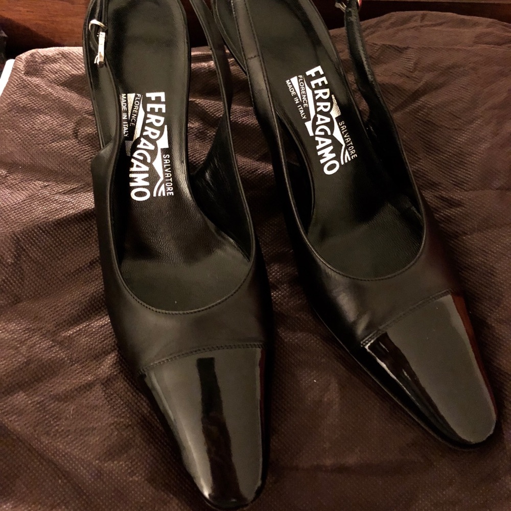 Ferragamo Black Leather slingback heels